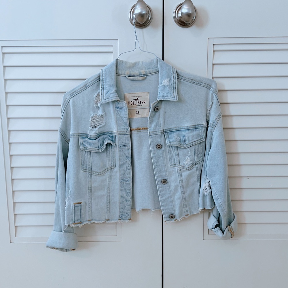 Hollister | cropped denim jacket